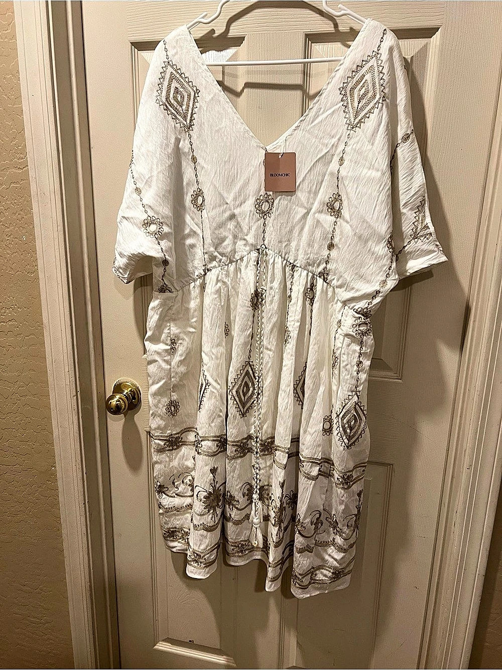 BloomChic 2X White Gold Embroidered Boho Dress NWT